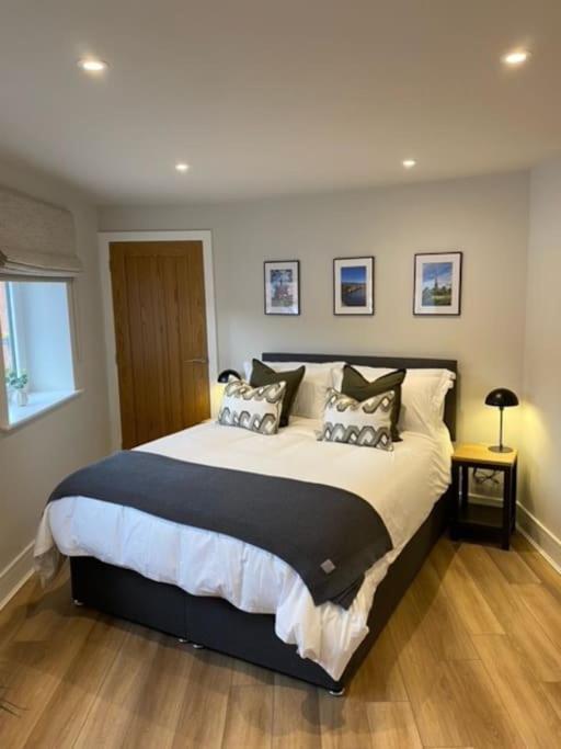 New Modern Studio Apartment Near To City Centre Salisbury Luaran gambar